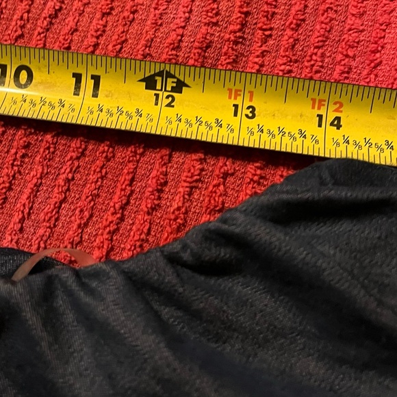 A’gaci - Chambray Tie Off the Shoulder Top - Picture 5 of 9